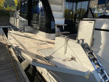 Galeon 470 Sky image