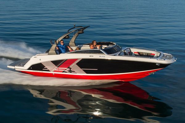 Four Winns HD270RS Surf - main image