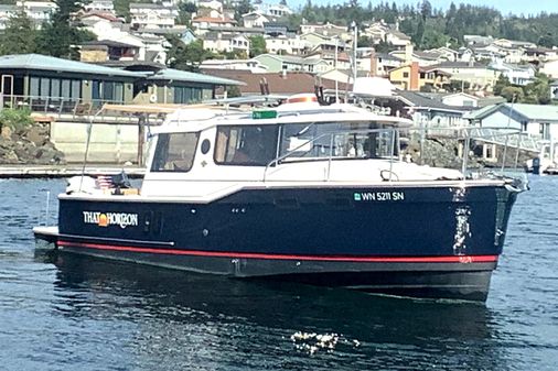 Ranger Tugs R-27 image