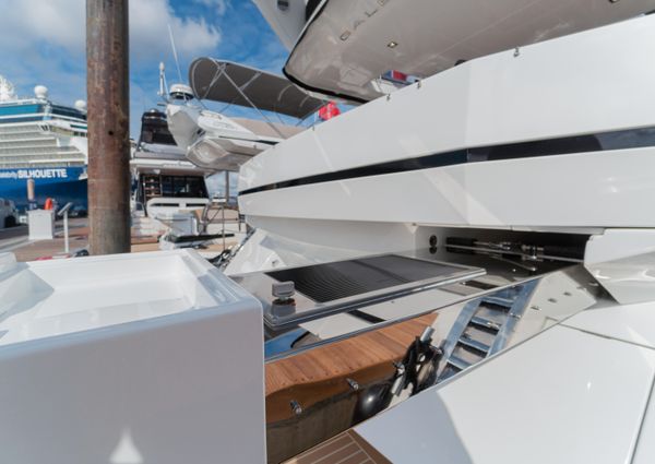 Galeon 460-FLY image