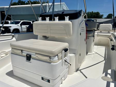 Boston-whaler 17-MONTAUK image