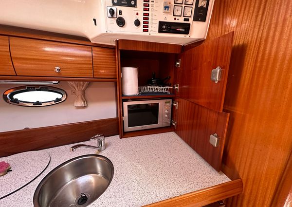 Bavaria 37-HT image