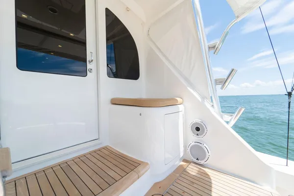 Viking 72 Convertible image