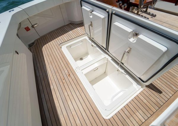 Viking 72 Convertible image