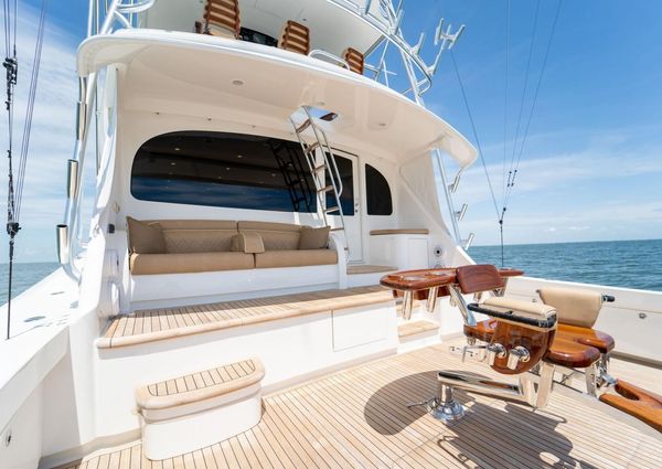 Viking 72 Convertible image