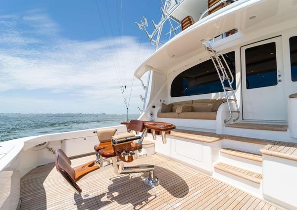 Viking 72 Convertible image