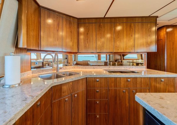 Viking 72 Convertible image