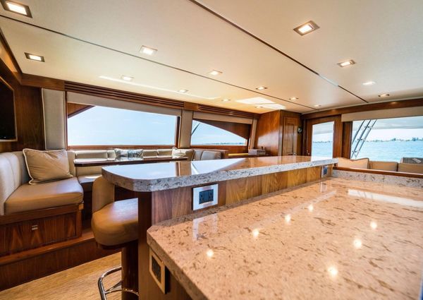 Viking 72 Convertible image