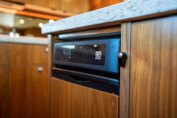 Viking 72 Convertible image