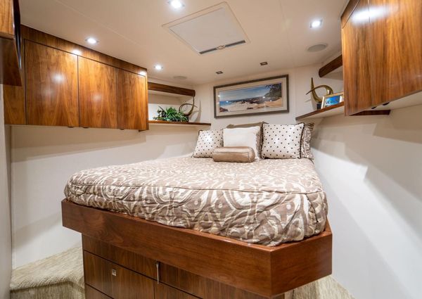 Viking 72 Convertible image