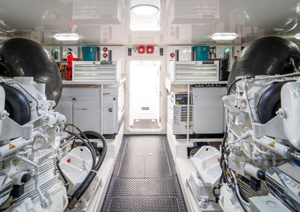 Viking 72 Convertible image