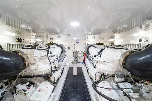 Viking 72 Convertible image