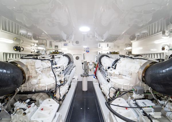 Viking 72 Convertible image