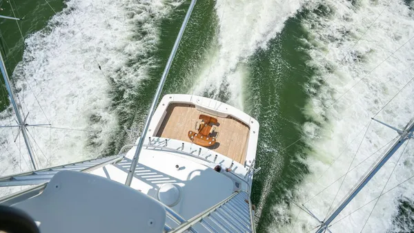 Viking 72 Convertible image