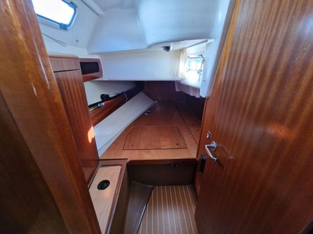 Bavaria 38 Cruiser image