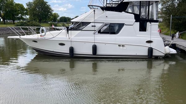 Silverton 352 Motor Yacht