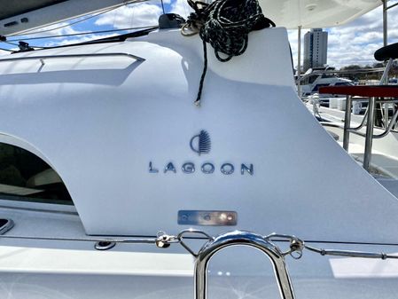 Lagoon 380 image