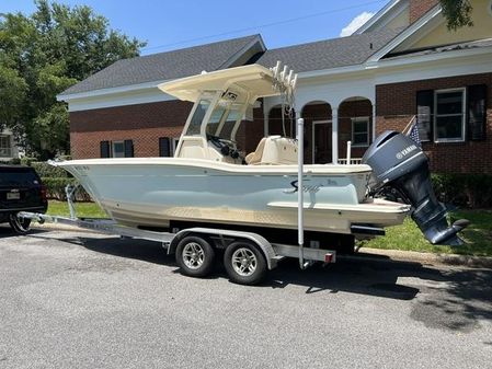 Scout 245 XSF image