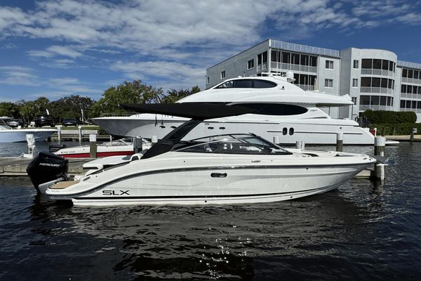 Sea Ray 260 SLX OUTBOARD - main image