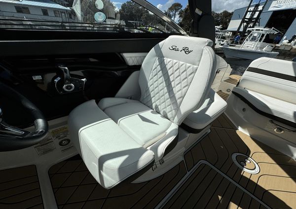 Sea Ray 260 SLX OUTBOARD image