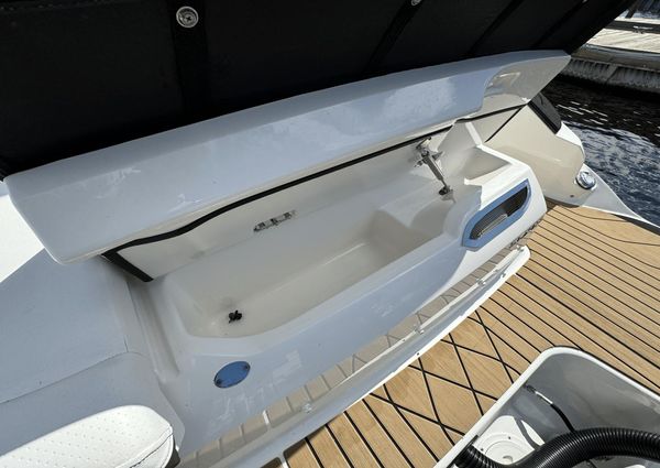 Sea Ray 260 SLX OUTBOARD image