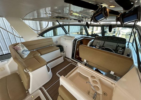Tiara Yachts 3800 Open image