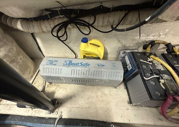 Tiara Yachts 3800 Open image