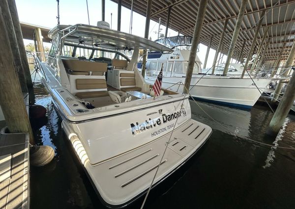 Tiara Yachts 3800 Open image