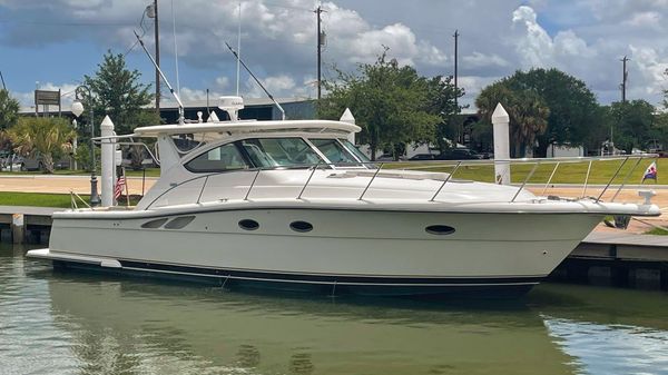 Tiara Yachts 3800 Open 