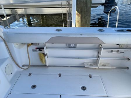 Boston Whaler 305 Conquest image