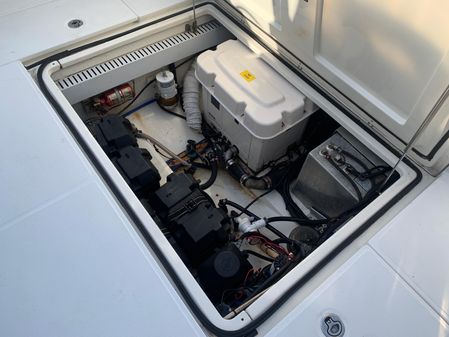 Boston Whaler 305 Conquest image