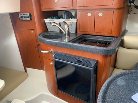 Boston Whaler 305 Conquest image