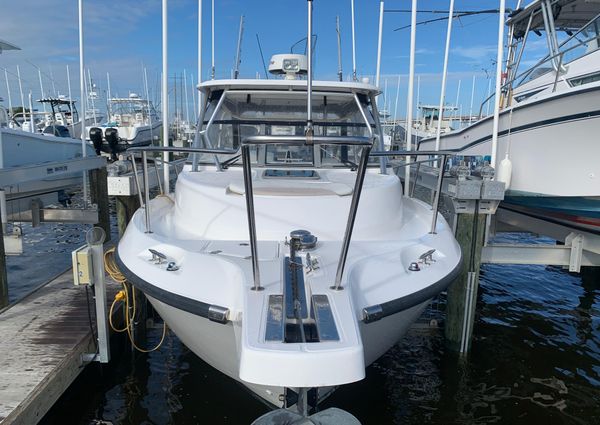 Boston Whaler 305 Conquest image