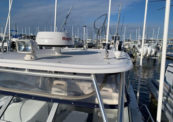 Boston Whaler 305 Conquest image