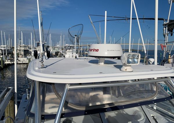 Boston Whaler 305 Conquest image