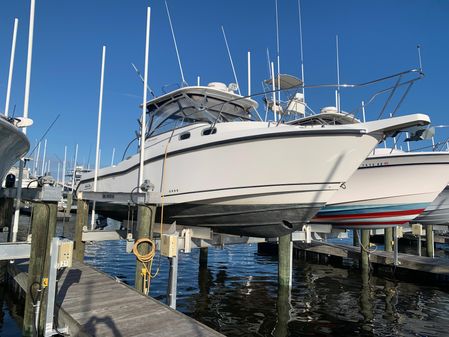 Boston Whaler 305 Conquest image