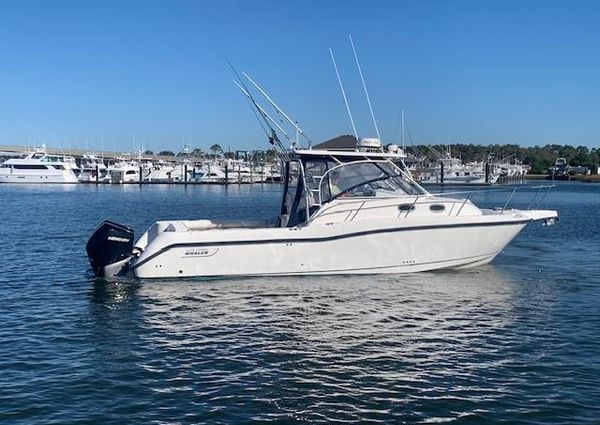 Boston Whaler 305 Conquest image