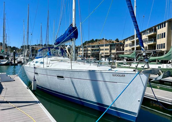 Beneteau Oceanis Clipper 393 image