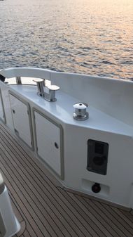 Azimut 66 image