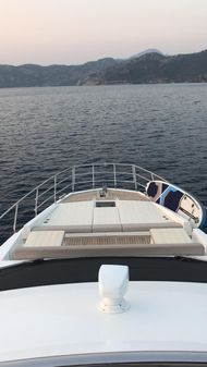 Azimut 66 image