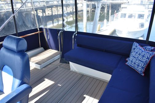 Tollycraft Cockpit Motor Yacht image