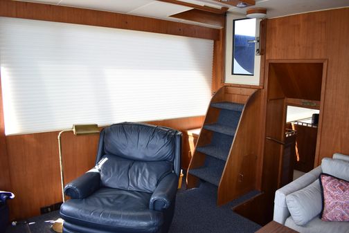 Tollycraft Cockpit Motor Yacht image