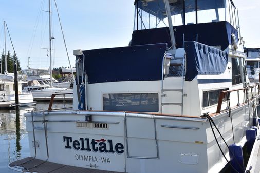 Tollycraft Cockpit Motor Yacht image