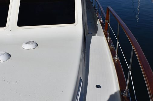 Tollycraft Cockpit Motor Yacht image