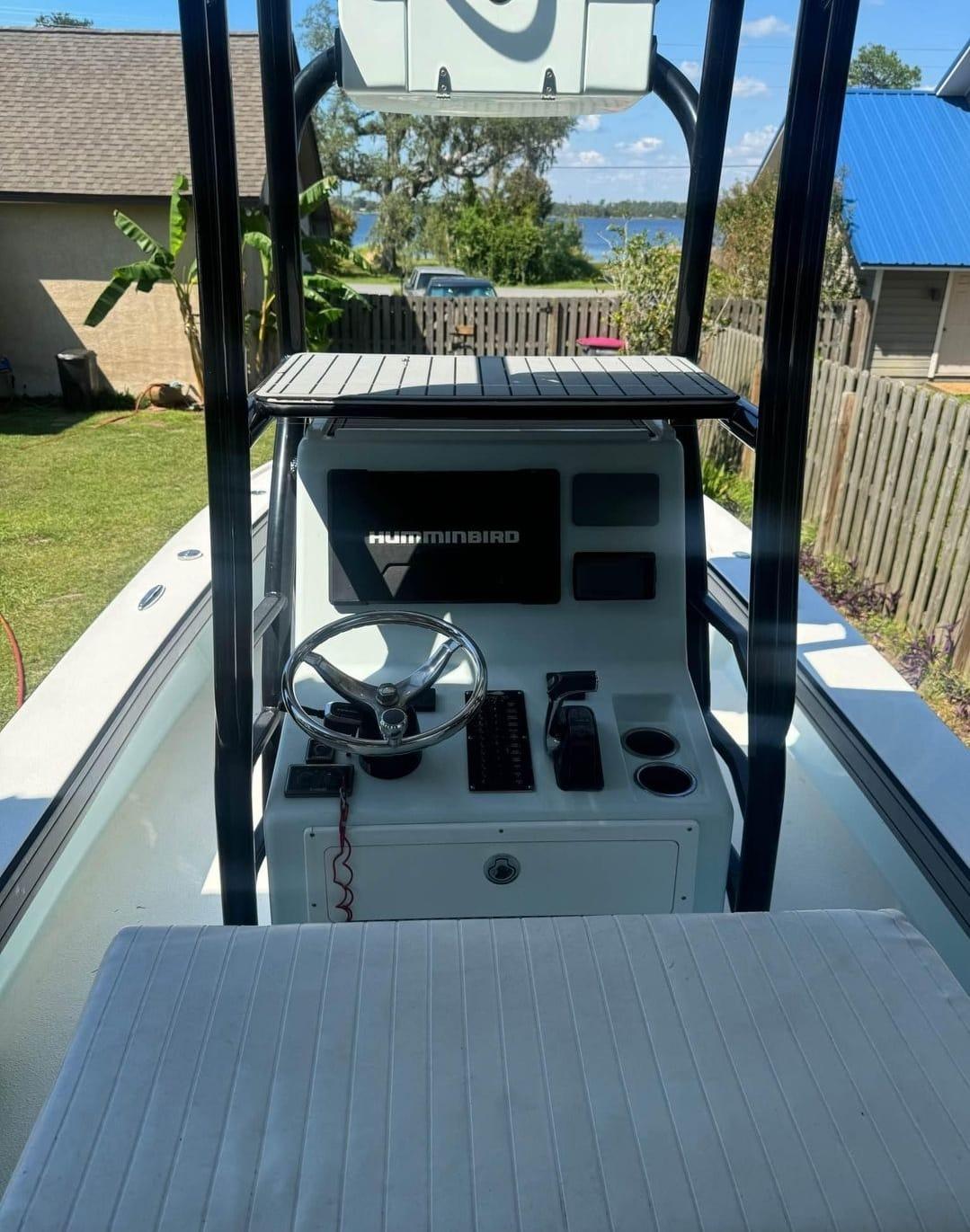 2019 Dorado 25 flat deck