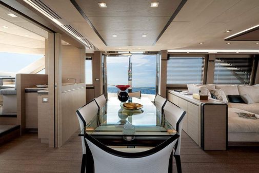 Monte Carlo Yachts MCY 80 image