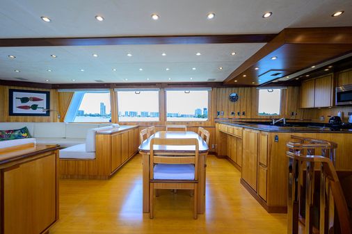 Lyman-Morse Motor Yacht image