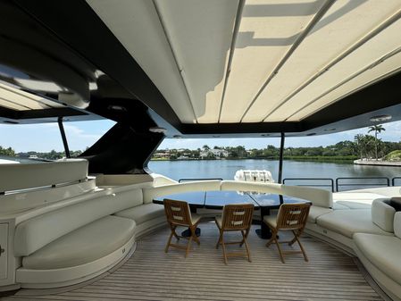 Azimut 116 image