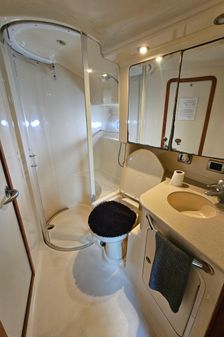 Sea Ray 460 Sundancer image