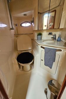 Sea Ray 460 Sundancer image